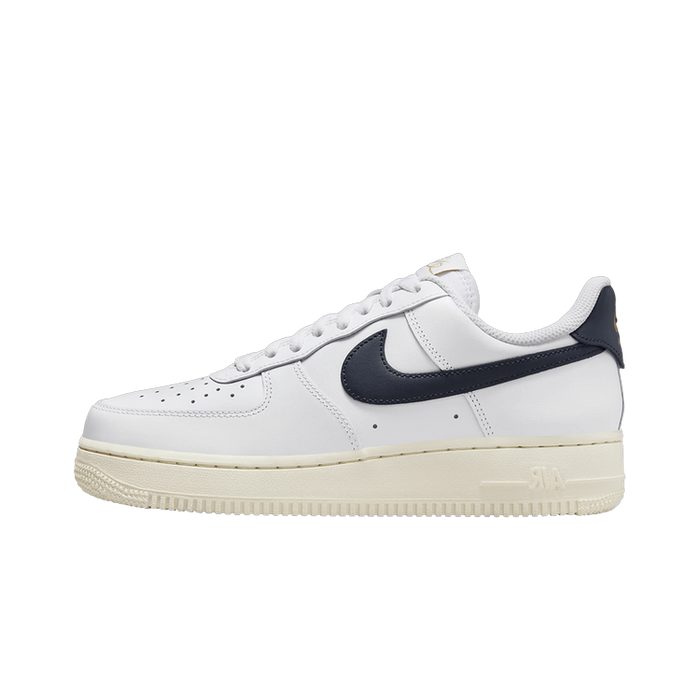 Nike Wmns Air Force 1 07 FlyEase Olympic-Nike-pikastore.cz