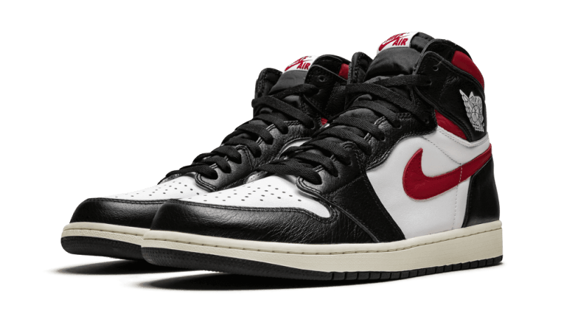 Nike Air Jordan 1 Retro High Black Gym Red-sneakers-Air Jordan-pikastore.cz