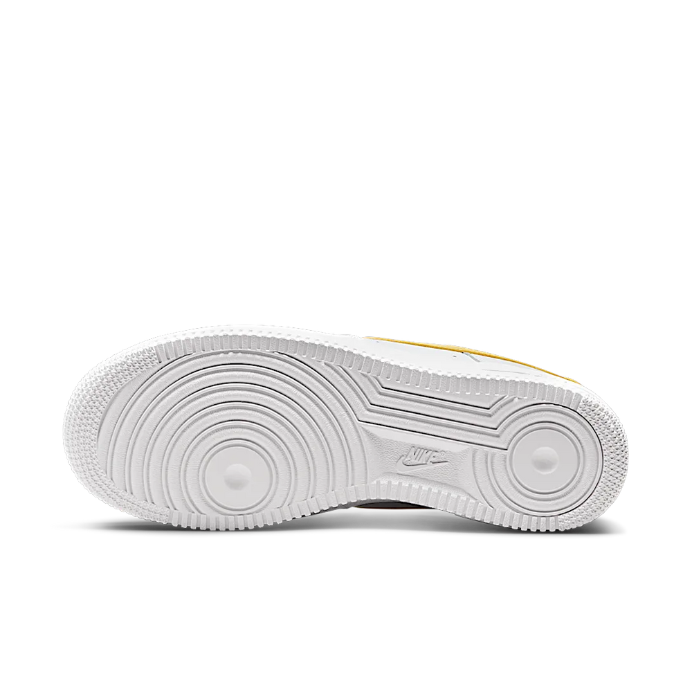 Nike Wmns Air Force 1 07 Saturn Gold-Nike-pikastore.cz