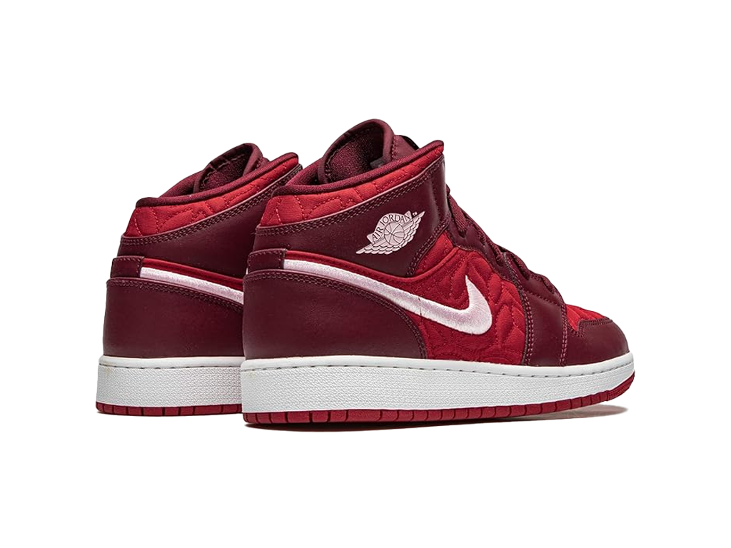 Air Jordan 1 Mid SE GS Red Quilted-Air Jordan-pikastore.cz