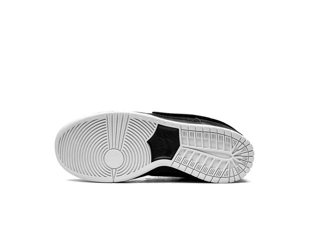 Gnarhunters x Nike Dunk Low SB Black-Nike-pikastore.cz