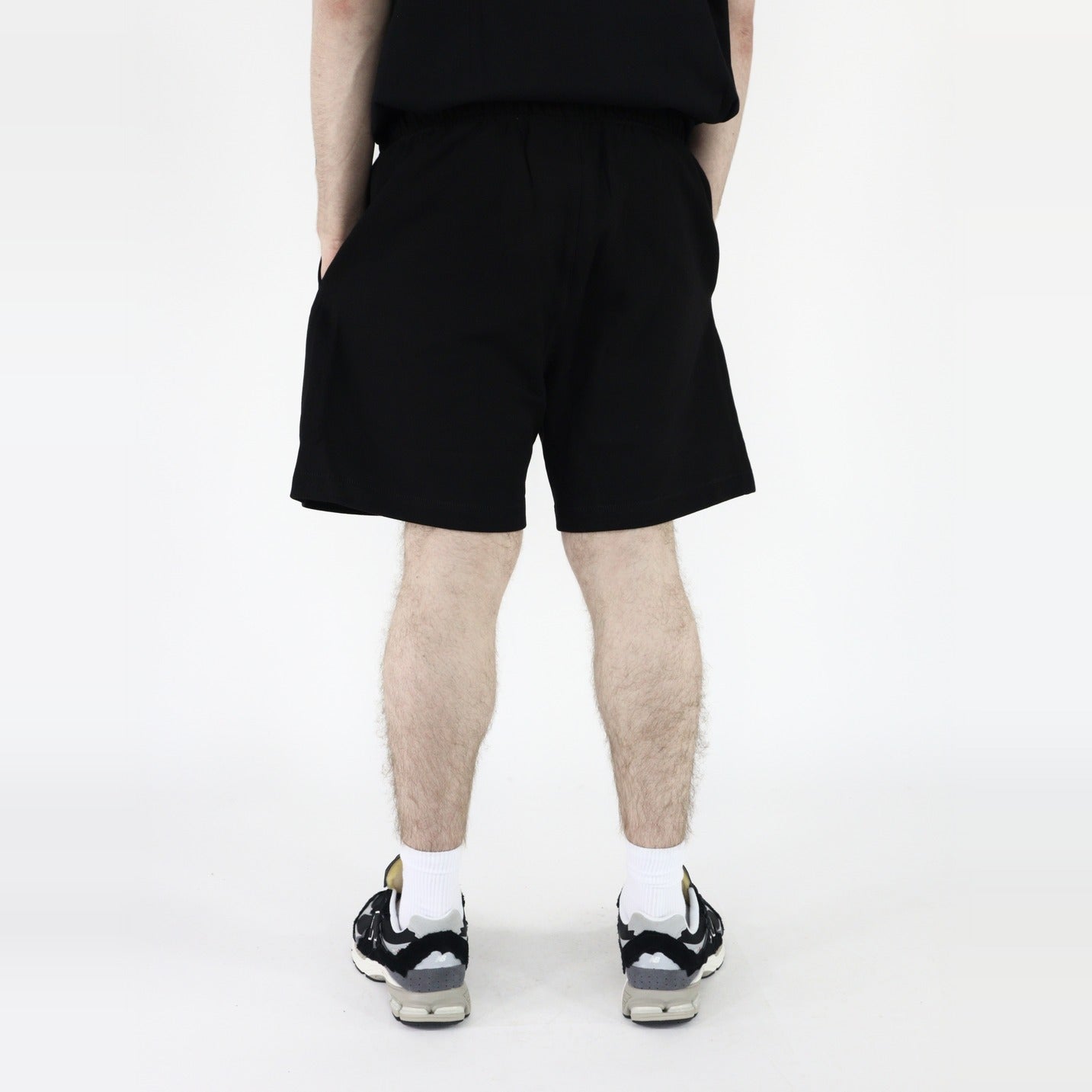 Fear of God Essentials NBA S24 Shorts Black - PIKASTORE-Clothing-Fear of God-pikastore.cz