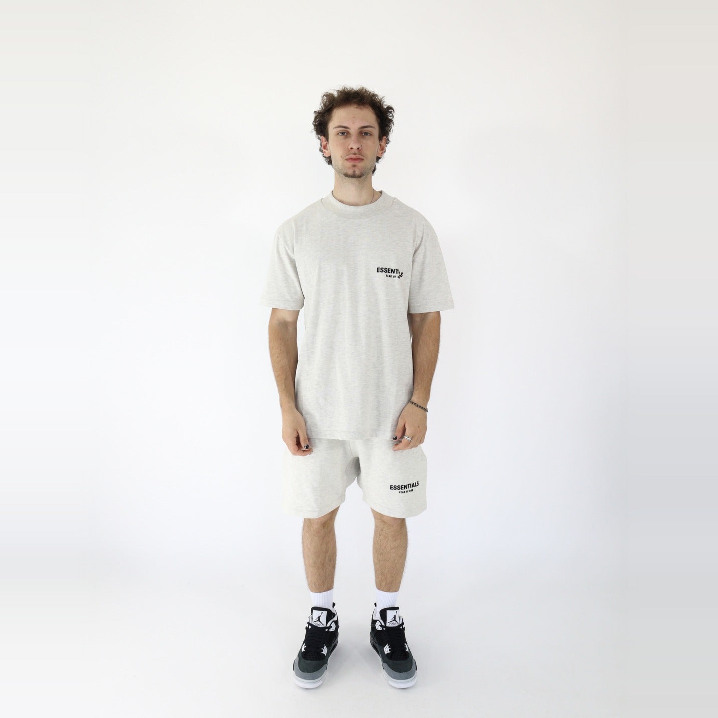 Fear of God Essentials S22 Shorts + S22 T-Shirt Light Oatmeal - SET