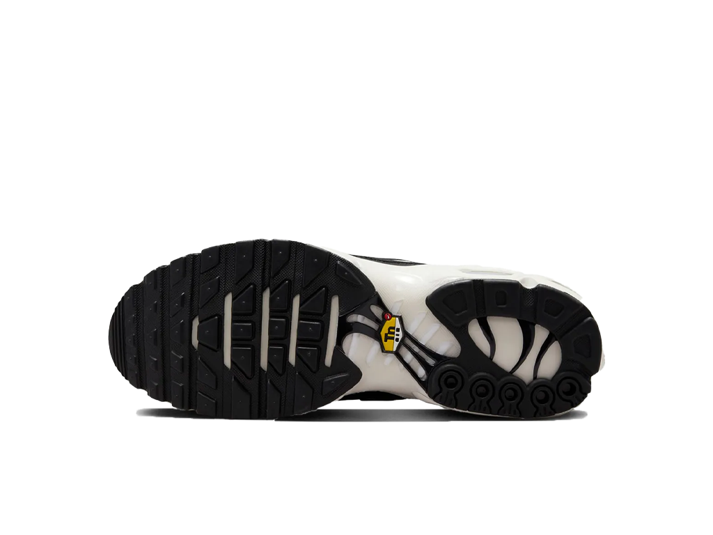 Nike Air Max Plus Essential Panda-Nike-pikastore.cz