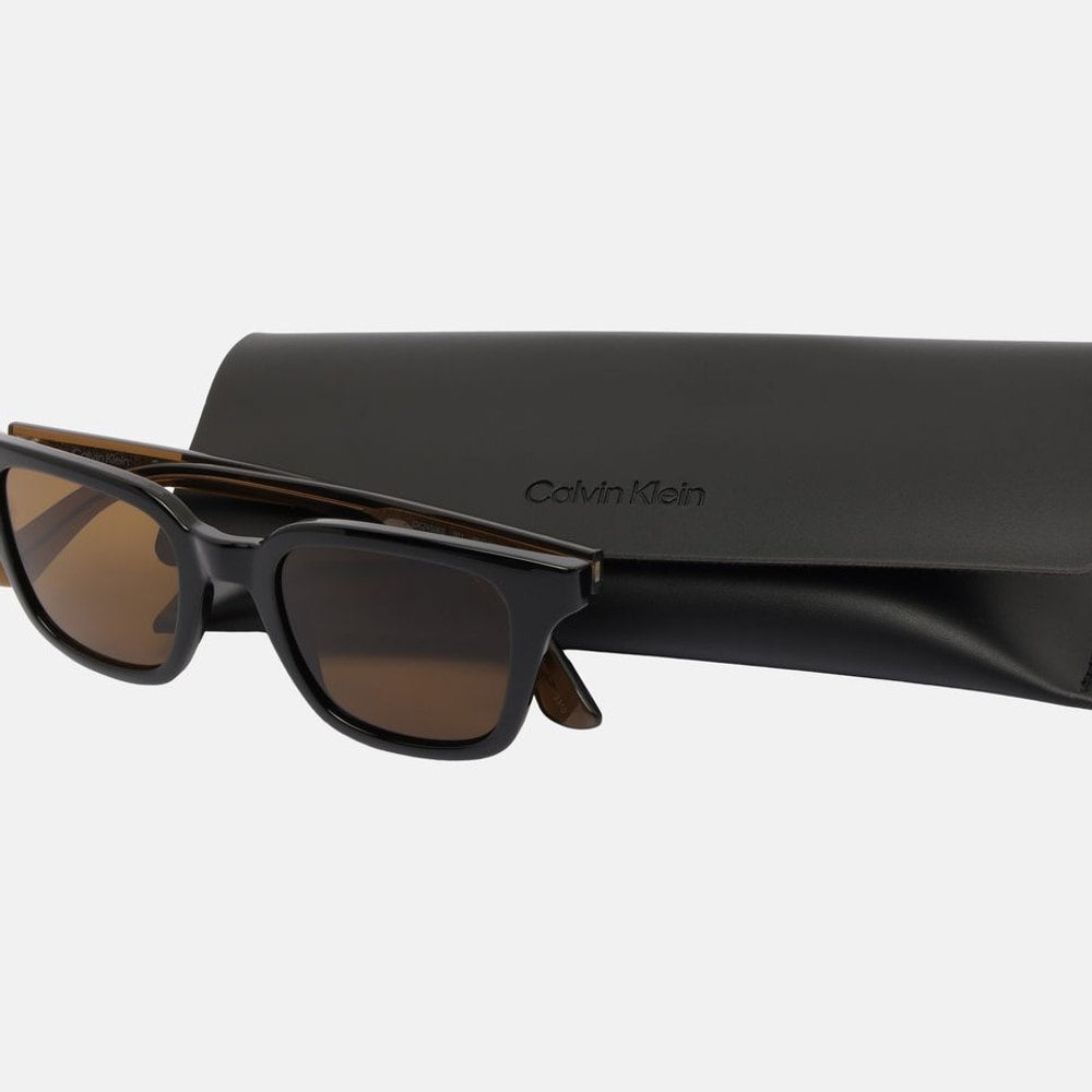 Calvin Klein Sunglasses Black – lunettes – photo 3 sur 4