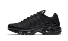 Nike Air Max Plus Triple Black-sneakers-Nike-pikastore.cz