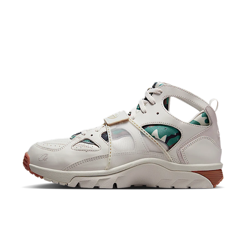 Nike Air Trainer Huarache x Corteiz Light Bone-Nike-pikastore.cz