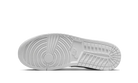 Nike Air Jordan 1 Low Triple White Tumbled Leather (GS)-sneakers-Air Jordan-pikastore.cz