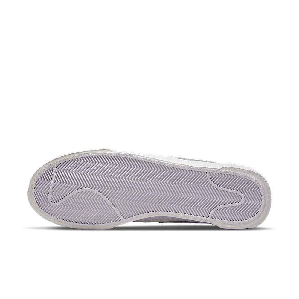 Nike sacai x Blazer Low White Patent-Nike-pikastore.cz