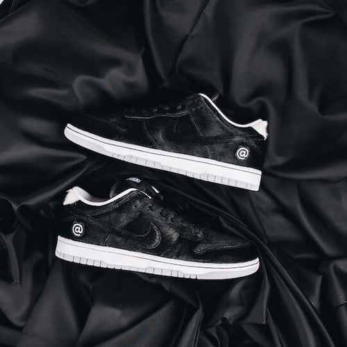 Nike SB Dunk Low Medicom Toy (2020)-sneakers-Nike-pikastore.cz