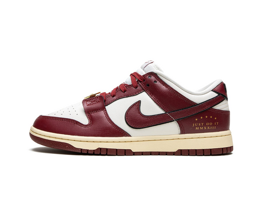 Nike Dunk Low SE Sisterhood Sail Team Red (ženske)