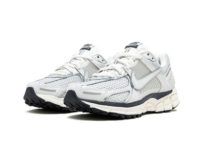 Nike Zoom Vomero 5 Photon Dust Metallic Silver (Women's)