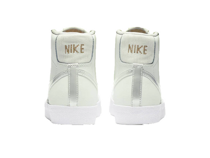 Nike Wmns Blazer Mid 77 Essential White Metallic Silver