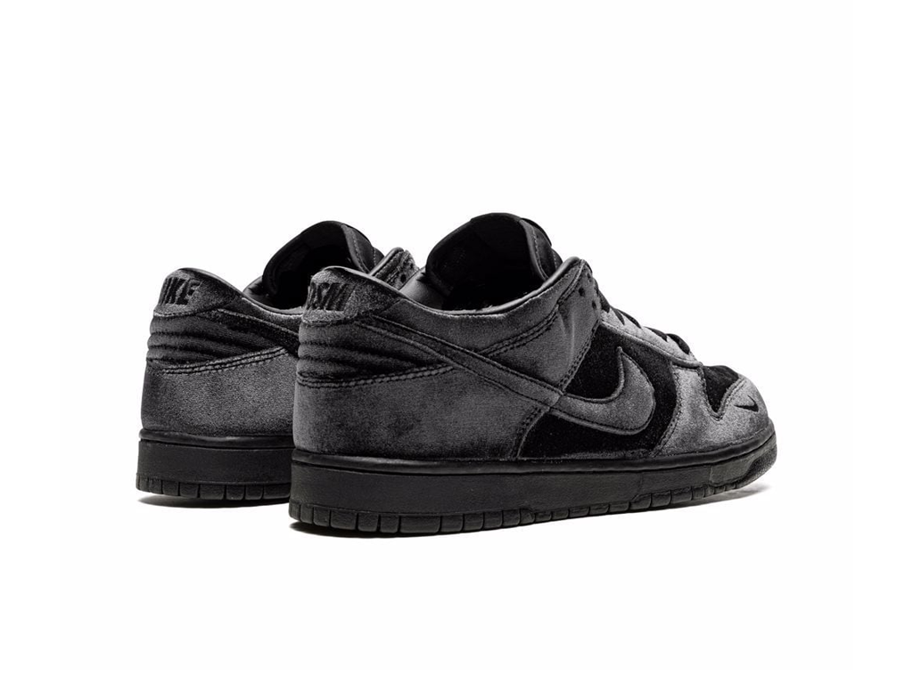 Nike Dunk Low Dover Street Market Triple Black Velvet