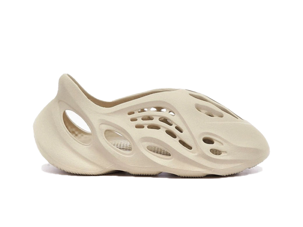 Adidas Yeezy Foam RNR Sand-sneakers-Adidas-pikastore.cz
