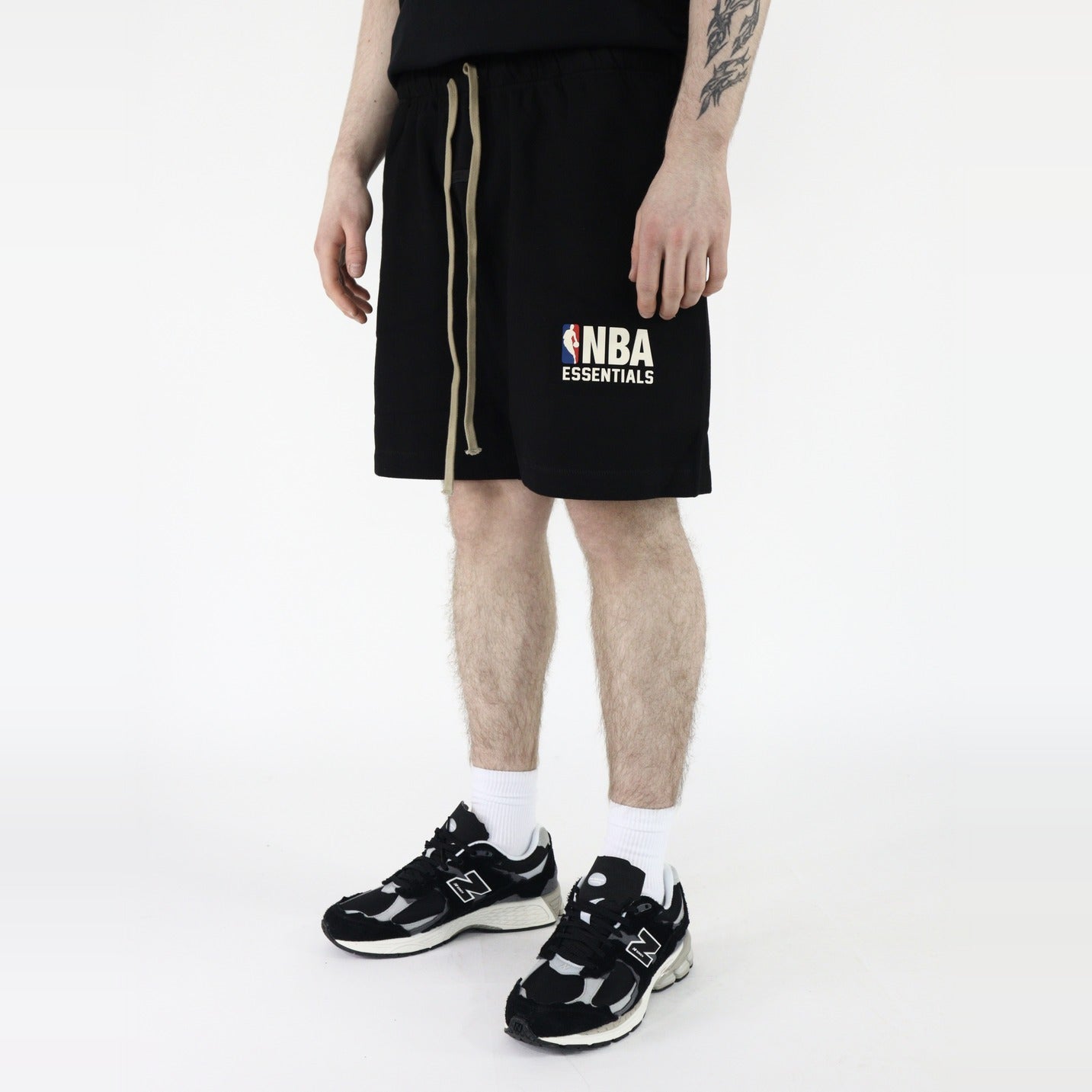 Fear of God Essentials NBA S24 Shorts Black - PIKASTORE-Clothing-Fear of God-pikastore.cz