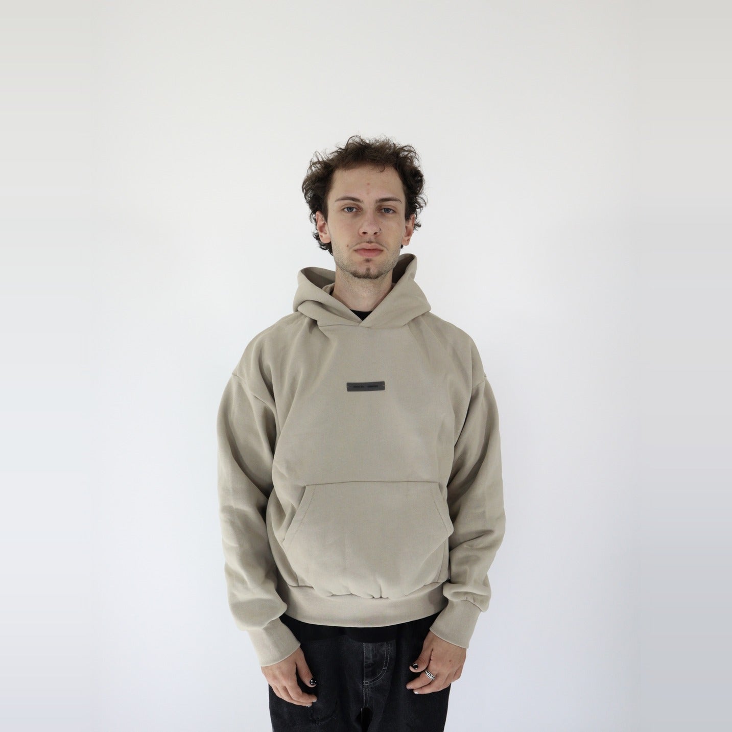 Fear of God Essentials S25 Fleece Hoodie Timber - PIKASTORE-Clothing-Fear of God-pikastore.cz
