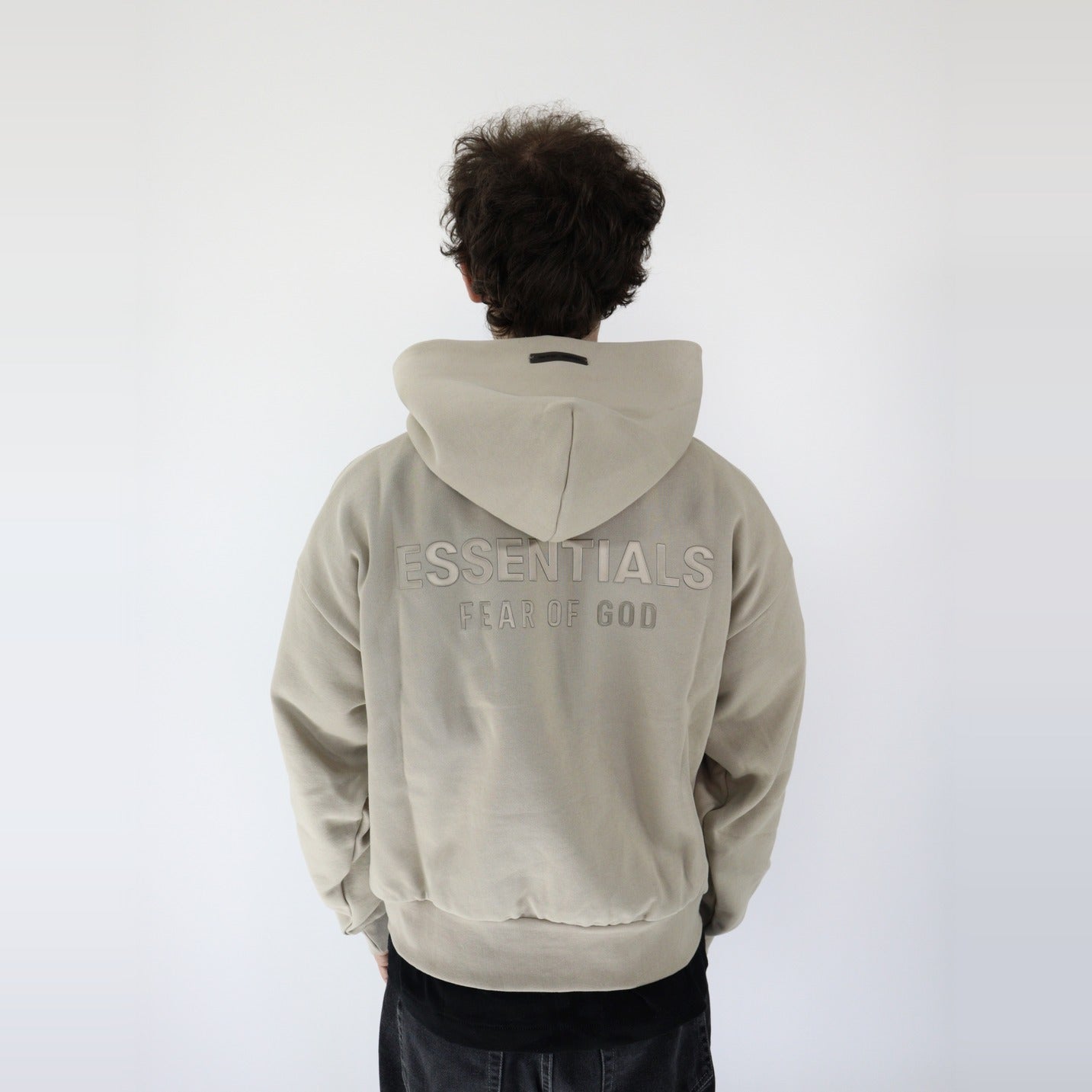 Fear of God Essentials S25 Fleece Hoodie Timber - PIKASTORE-Clothing-Fear of God-pikastore.cz