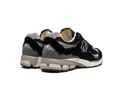 New Balance 2002R Protection Pack Black Grey