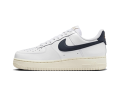 Nike Wmns Air Force 1 07 FlyEase Olympic
