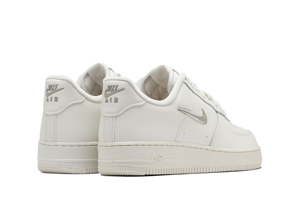 Nike Wmns Air Force 1 Chrome Swoosh-Nike-pikastore.cz