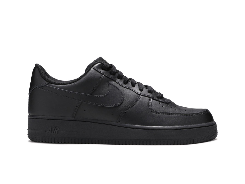 Nike Air Force 1 07 Triple Black-Nike-pikastore.cz