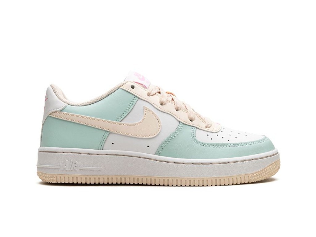 Nike Air Force 1 Low Emerald Rise Guava Ice (GS)-sneakers-Nike-pikastore.cz