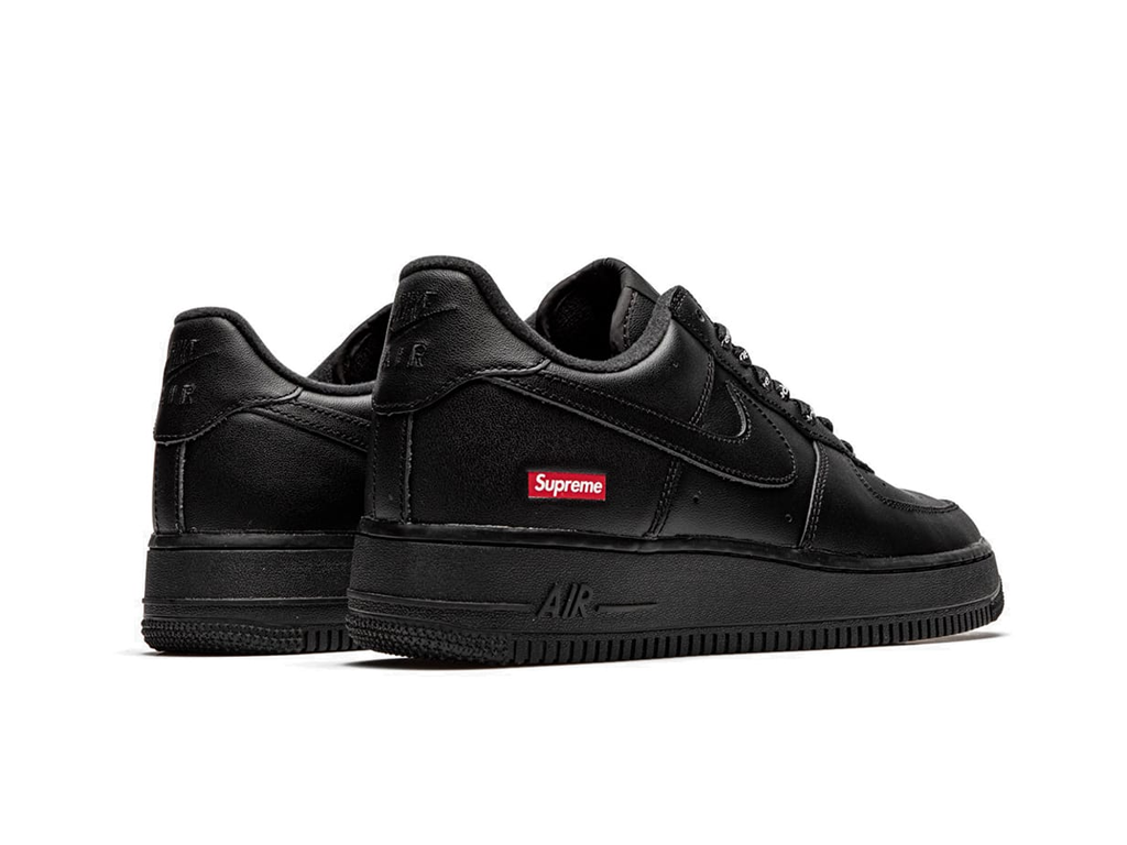 Nike Air Force 1 Low Supreme Black-sneakers-Nike-pikastore.cz