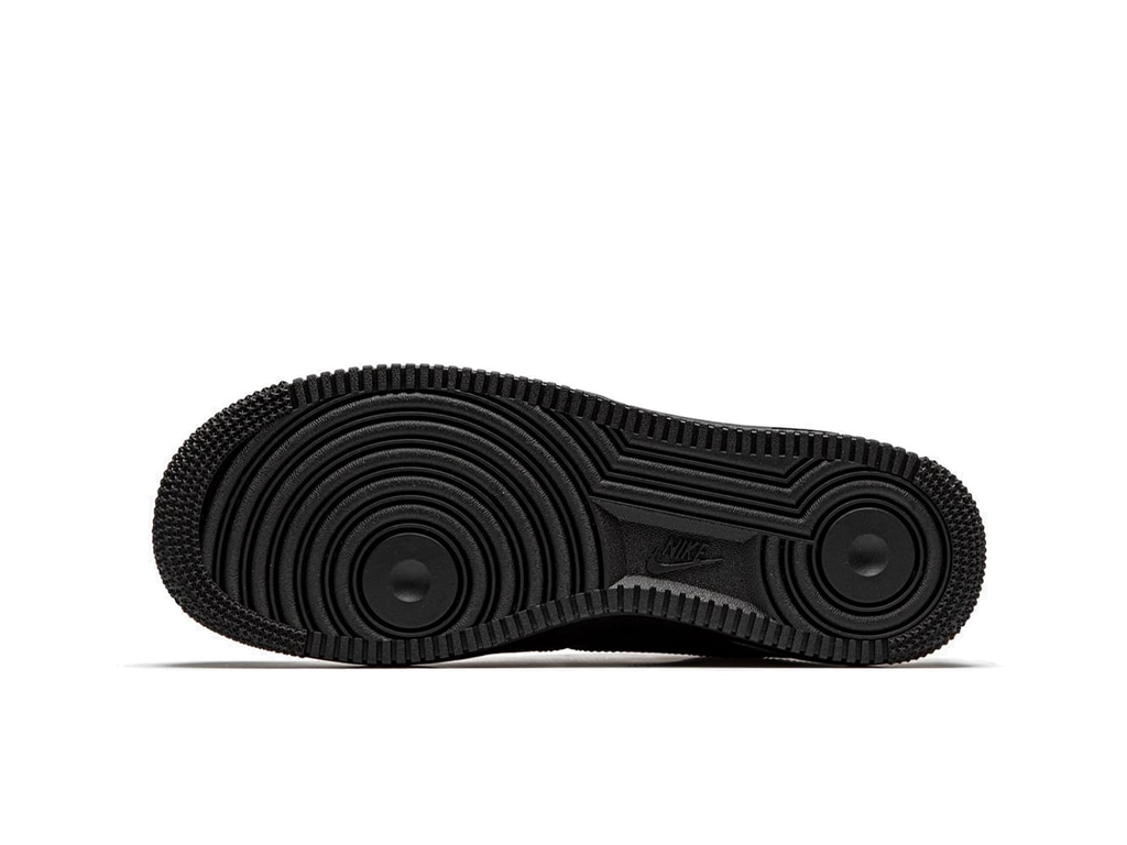 Nike Air Force 1 Low Supreme Black-sneakers-Nike-pikastore.cz