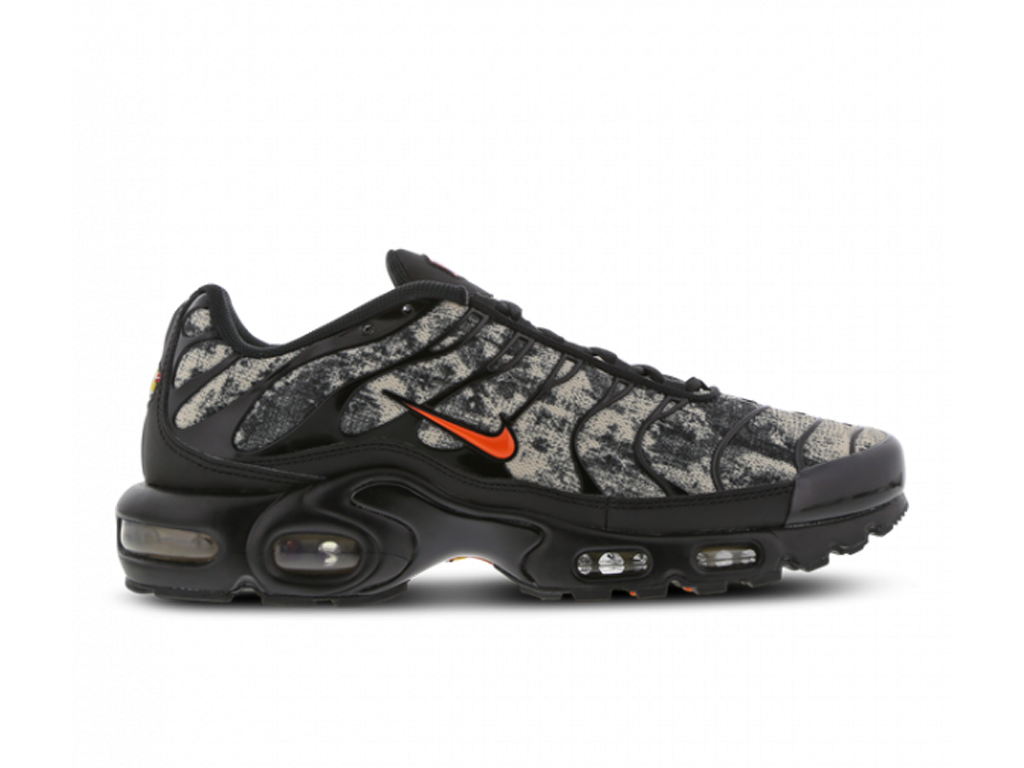 Nike Air Max Plus Black Orange Camo