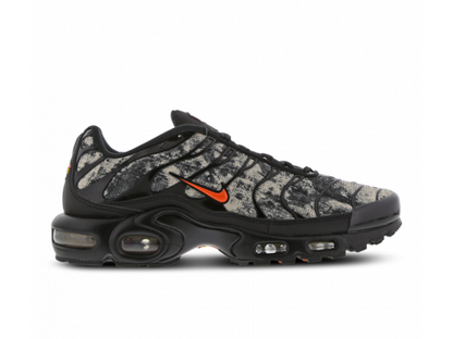 Nike Air Max Plus Black Orange Camo