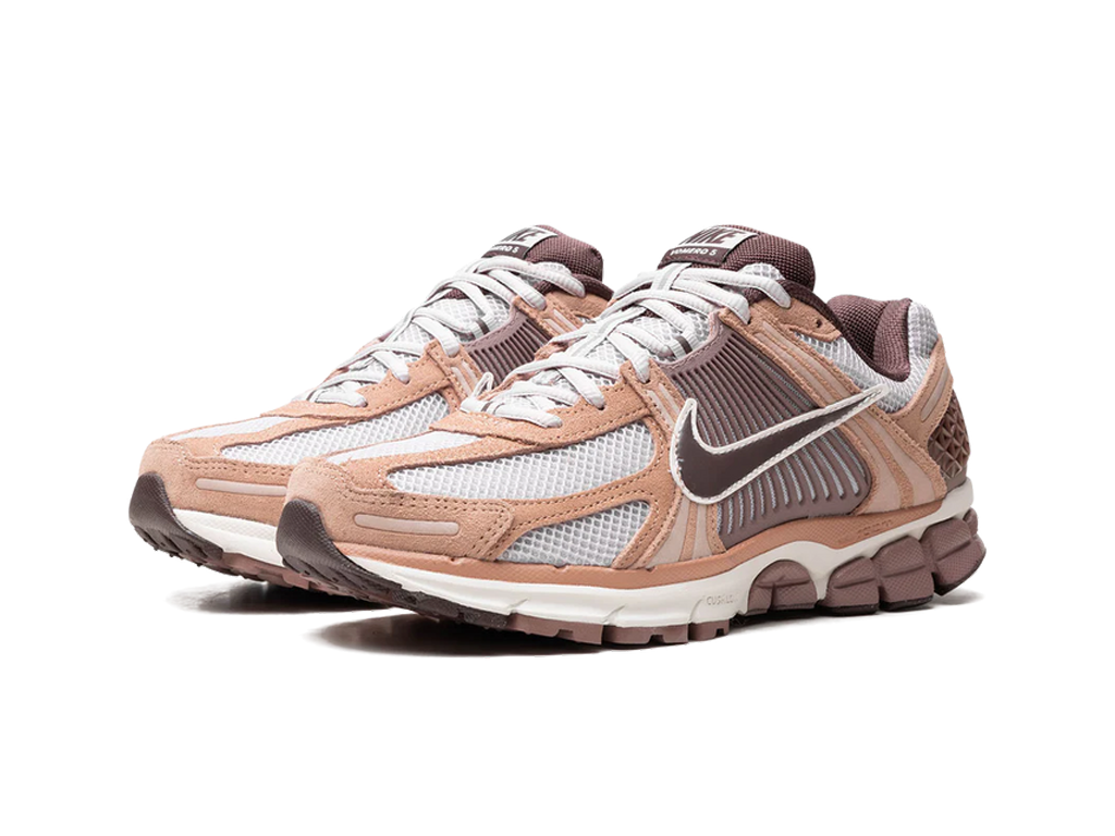 Nike Air Zoom Vomero 5 Dusted Clay-Nike-pikastore.cz