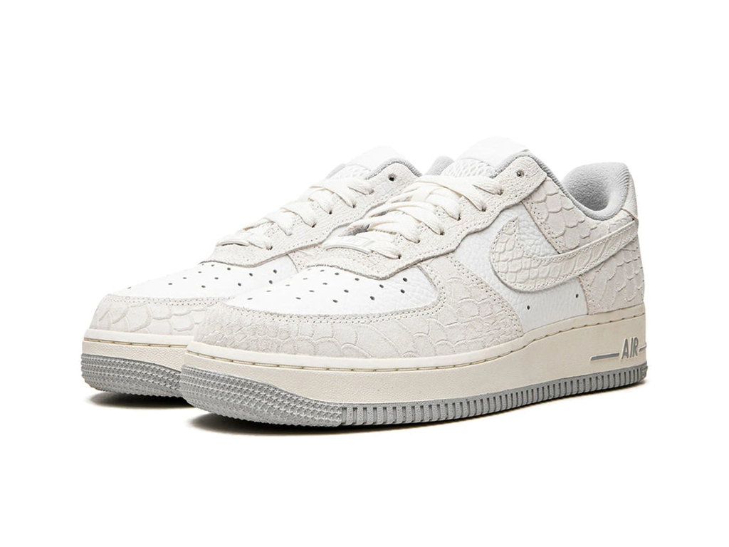 Nike Wmns Air Force 1 07 White Python-Nike-pikastore.cz
