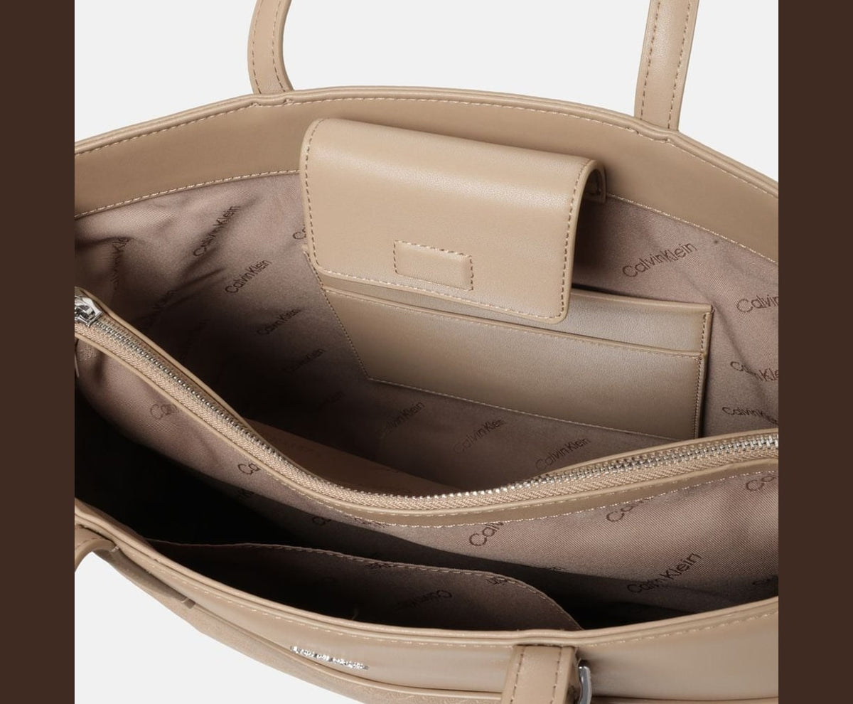 Calvin Klein Shopper Beige – accesorios – foto 3 de 5