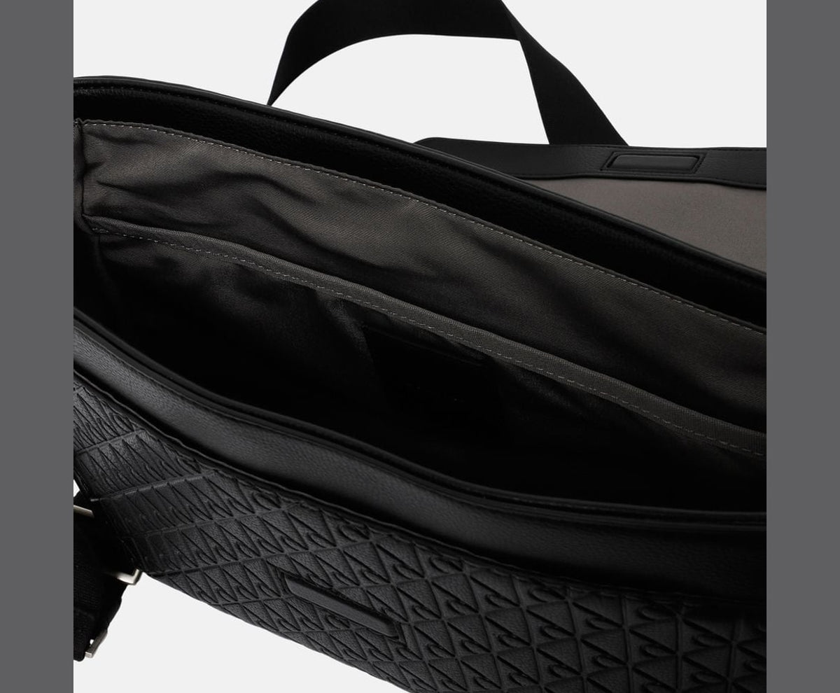 Calvin Klein Cross-body bag Emblem Black – táska – fotó 3/5